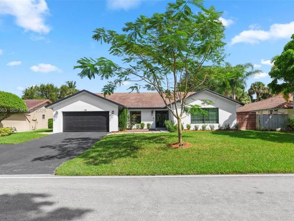 140 Torchwood Ave, Plantation, FL 33324