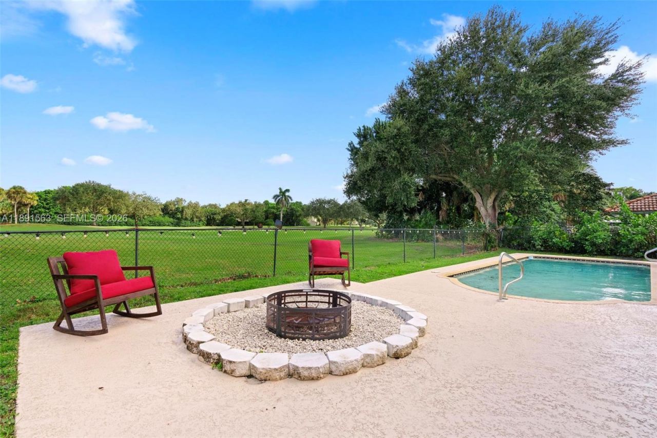 140 Torchwood Ave, Plantation, FL 33324 Photo