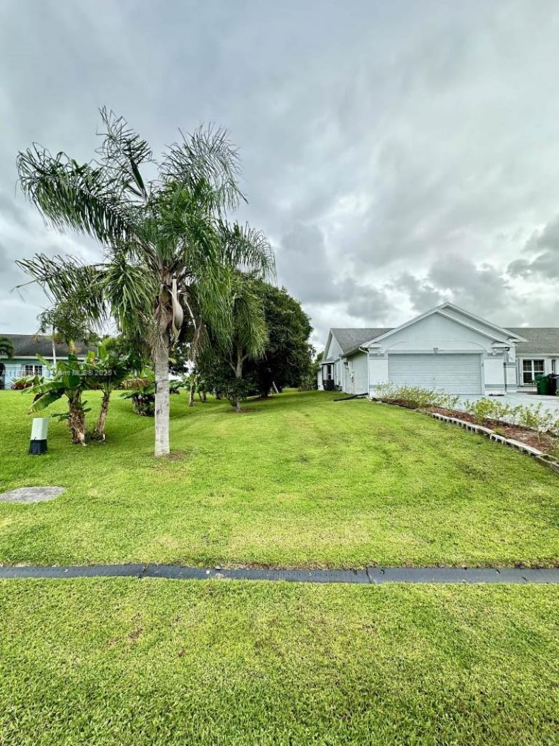 2901 SE Eagle Dr, Port Saint Lucie, FL 34984 Photo