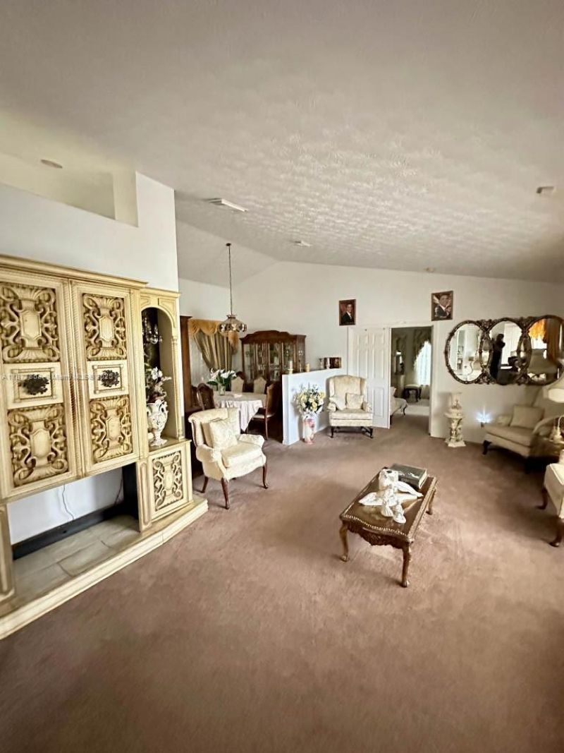 2901 SE Eagle Dr, Port Saint Lucie, FL 34984 Photo