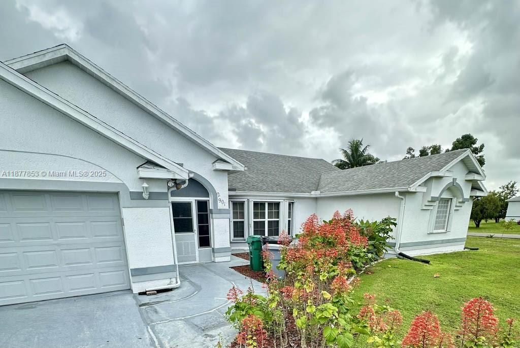 2901 SE Eagle Dr, Port Saint Lucie, FL 34984 Photo