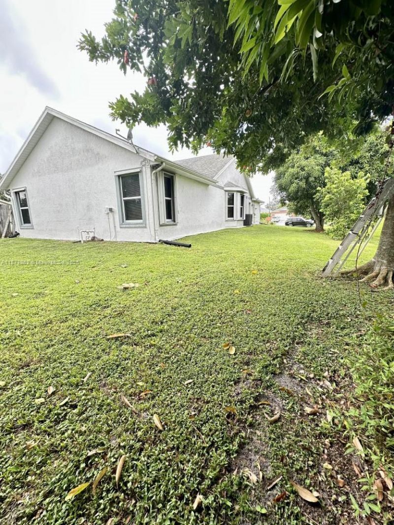 2901 SE Eagle Dr, Port Saint Lucie, FL 34984 Photo