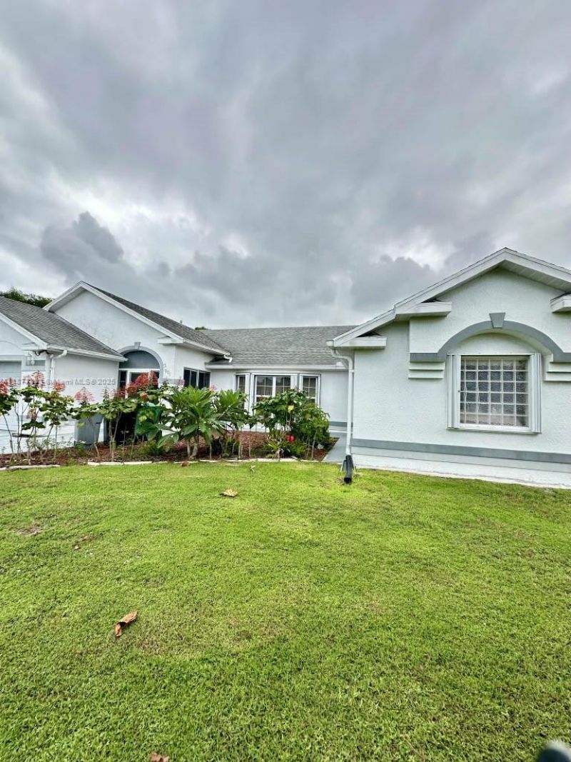 2901 SE Eagle Dr, Port Saint Lucie, FL 34984 Photo