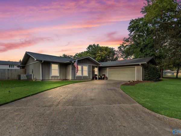 1905 West Tuliptree Drive SE, Huntsville, AL 35803