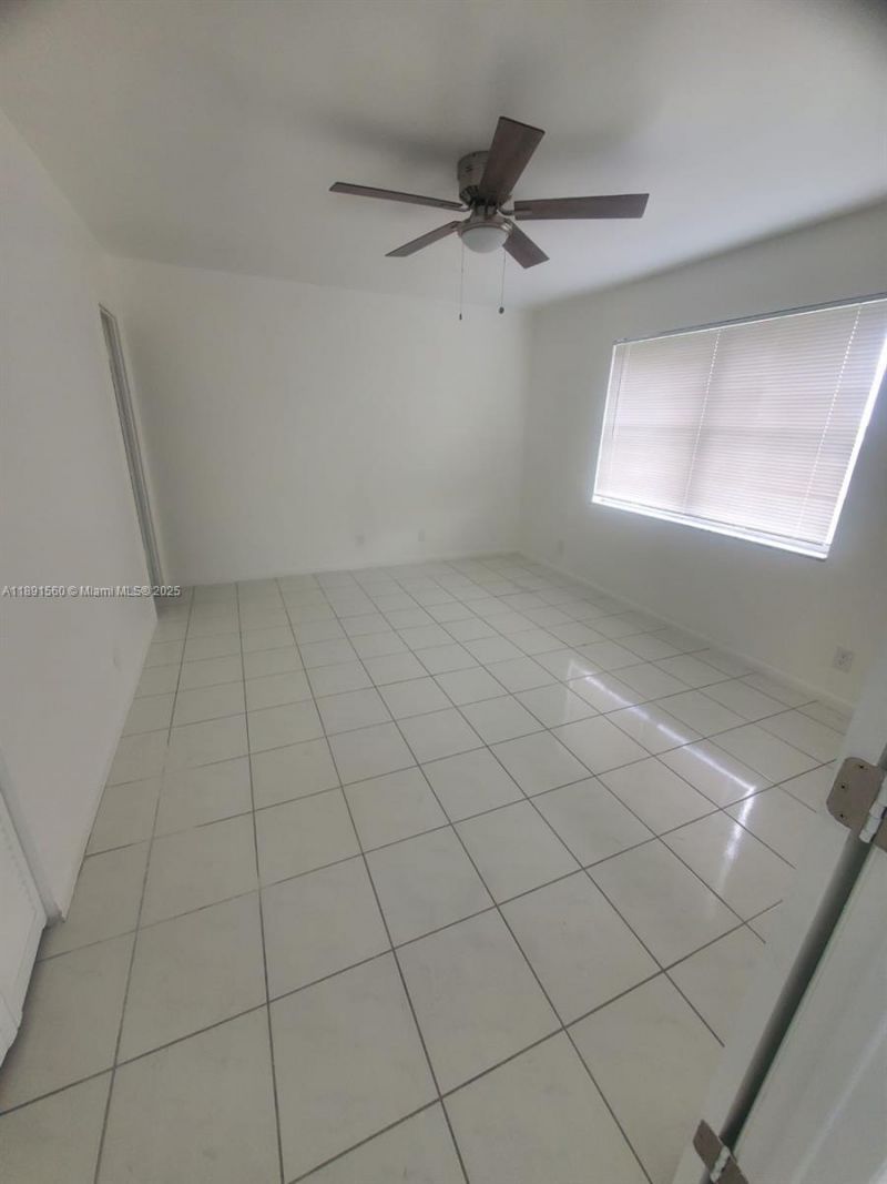 3300 Spanish Moss Ter, Unit 411, Lauderhill, FL 33319 Photo