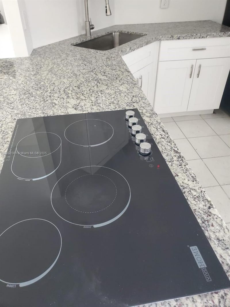 3300 Spanish Moss Ter, Unit 411, Lauderhill, FL 33319 Photo