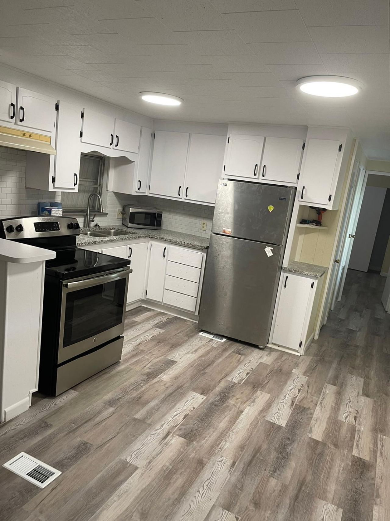 4345 Royal Manor Boulevard, Boynton Beach, FL 33436 Photo