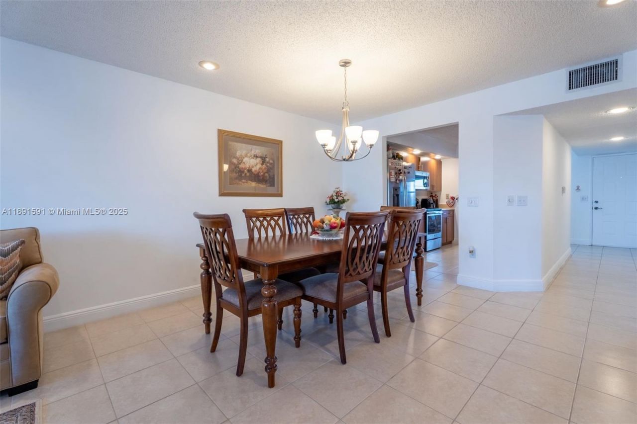 1400 SW 131st Way, Unit 410Q, Pembroke Pines, FL 33027 Photo