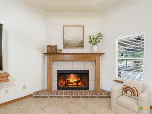 105 Tomahawk Trail, Seguin, TX 78155