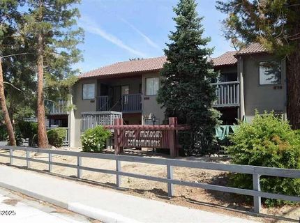 560 Nichols Boulevard, Sparks, NV 89431 Photo