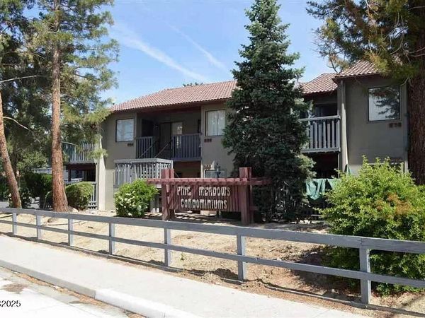 560 Nichols Boulevard, Sparks, NV 89431