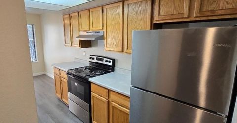 560 Nichols Boulevard, Sparks, NV 89431 Photo