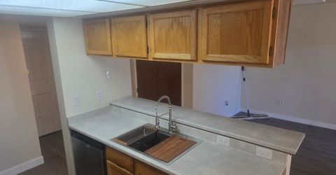 560 Nichols Boulevard, Sparks, NV 89431 Photo