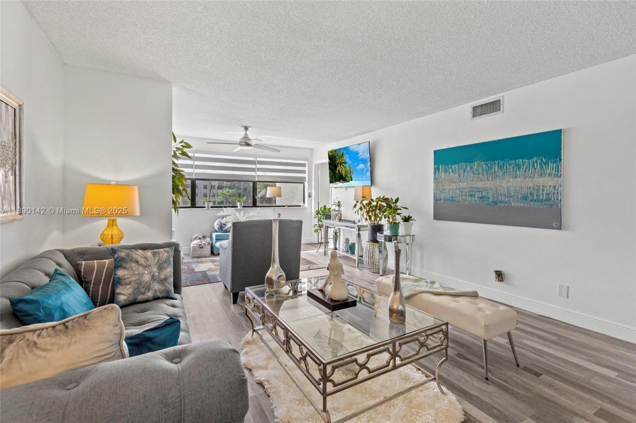 10400 NW 30th Ct, Unit 202, Sunrise, FL 33322 Photo