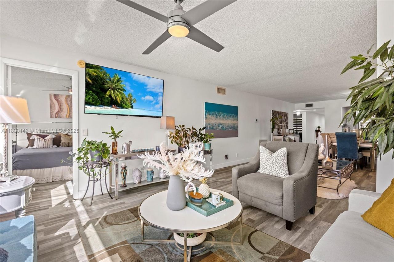 10400 NW 30th Ct, Unit 202, Sunrise, FL 33322 Photo