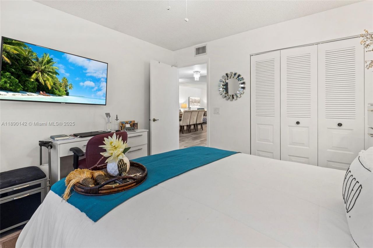 10400 NW 30th Ct, Unit 202, Sunrise, FL 33322 Photo