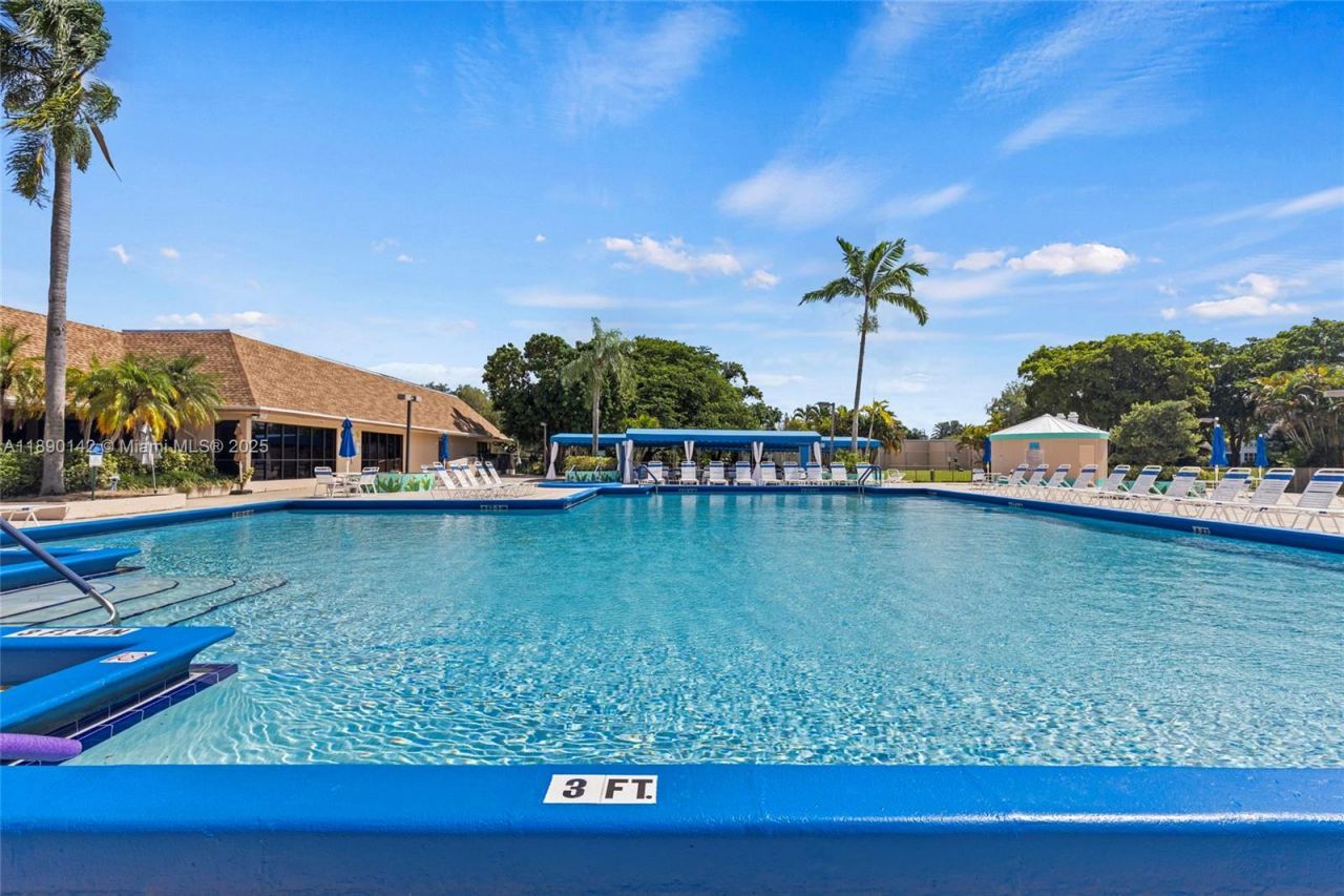 10400 NW 30th Ct, Unit 202, Sunrise, FL 33322 Photo