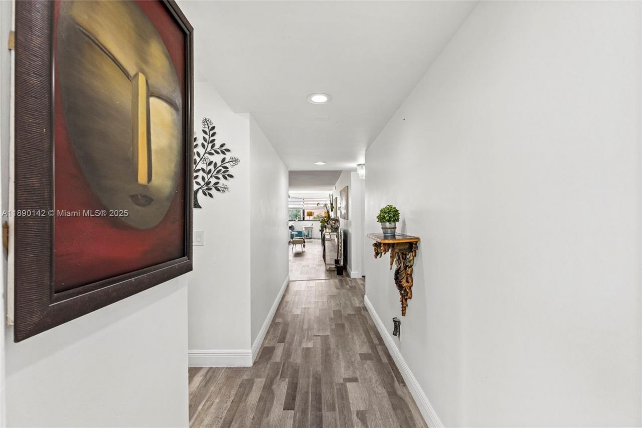 10400 NW 30th Ct, Unit 202, Sunrise, FL 33322 Photo