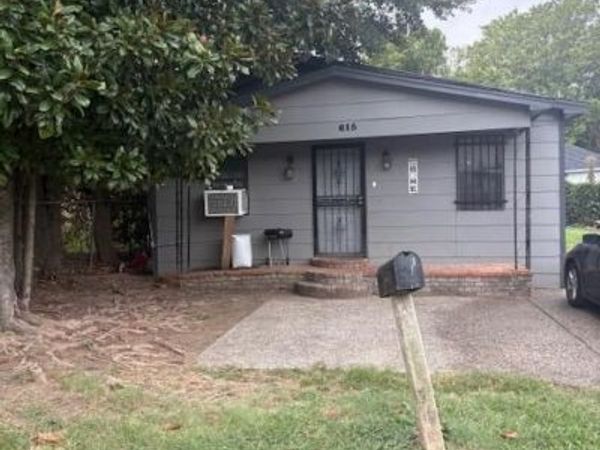615 Cross Street, Greenville, MS 38701