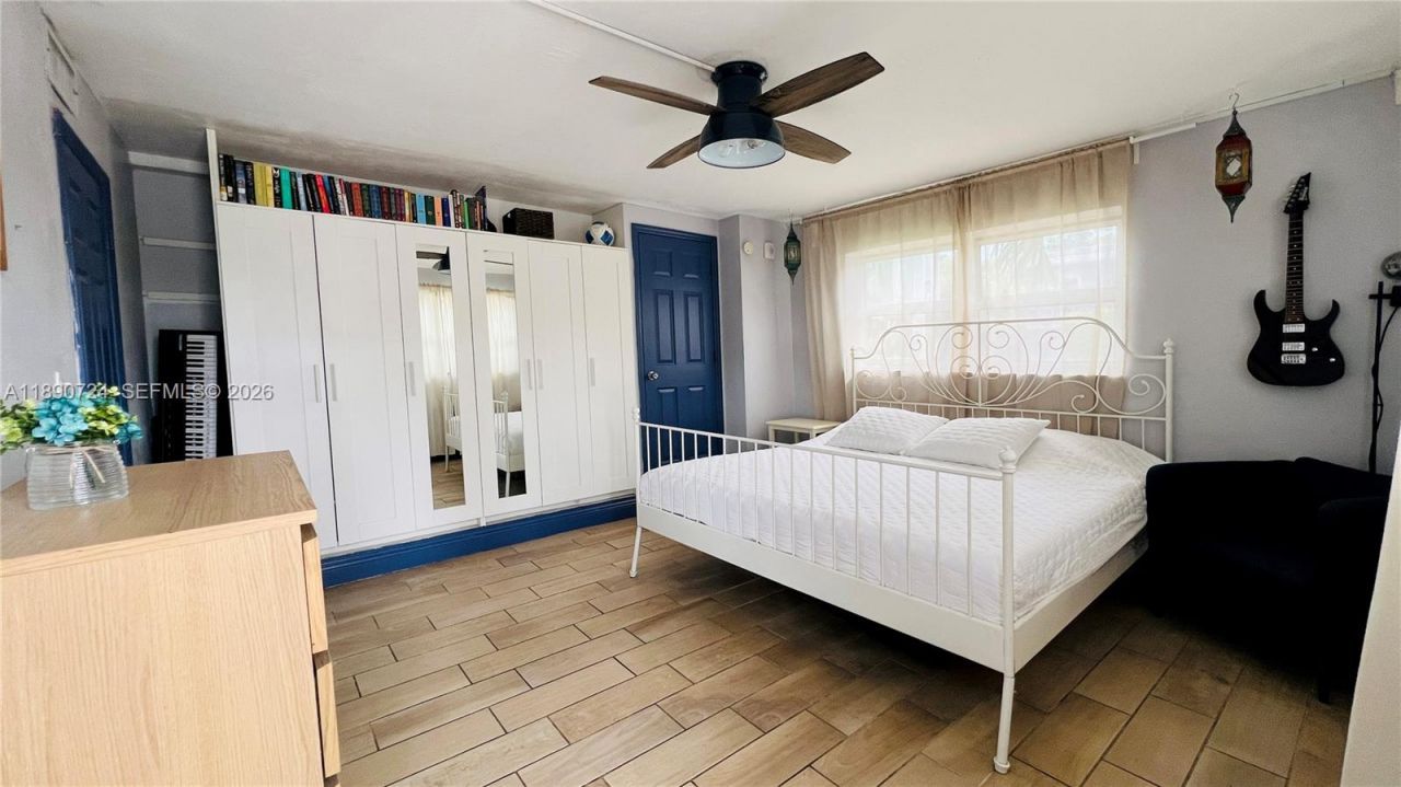 801 Meridian Ave, Unit 1A, Miami Beach, FL 33139 Photo