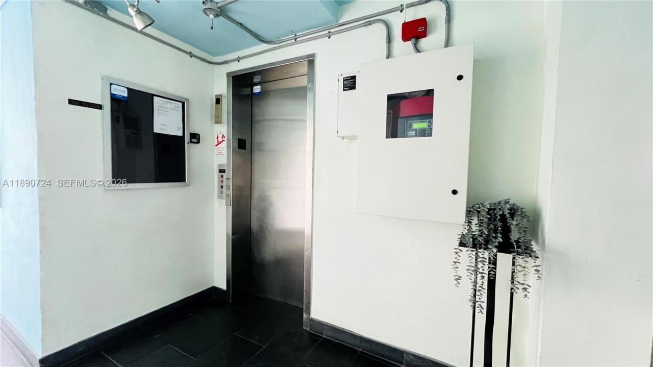 801 Meridian Ave, Unit 1A, Miami Beach, FL 33139 Photo