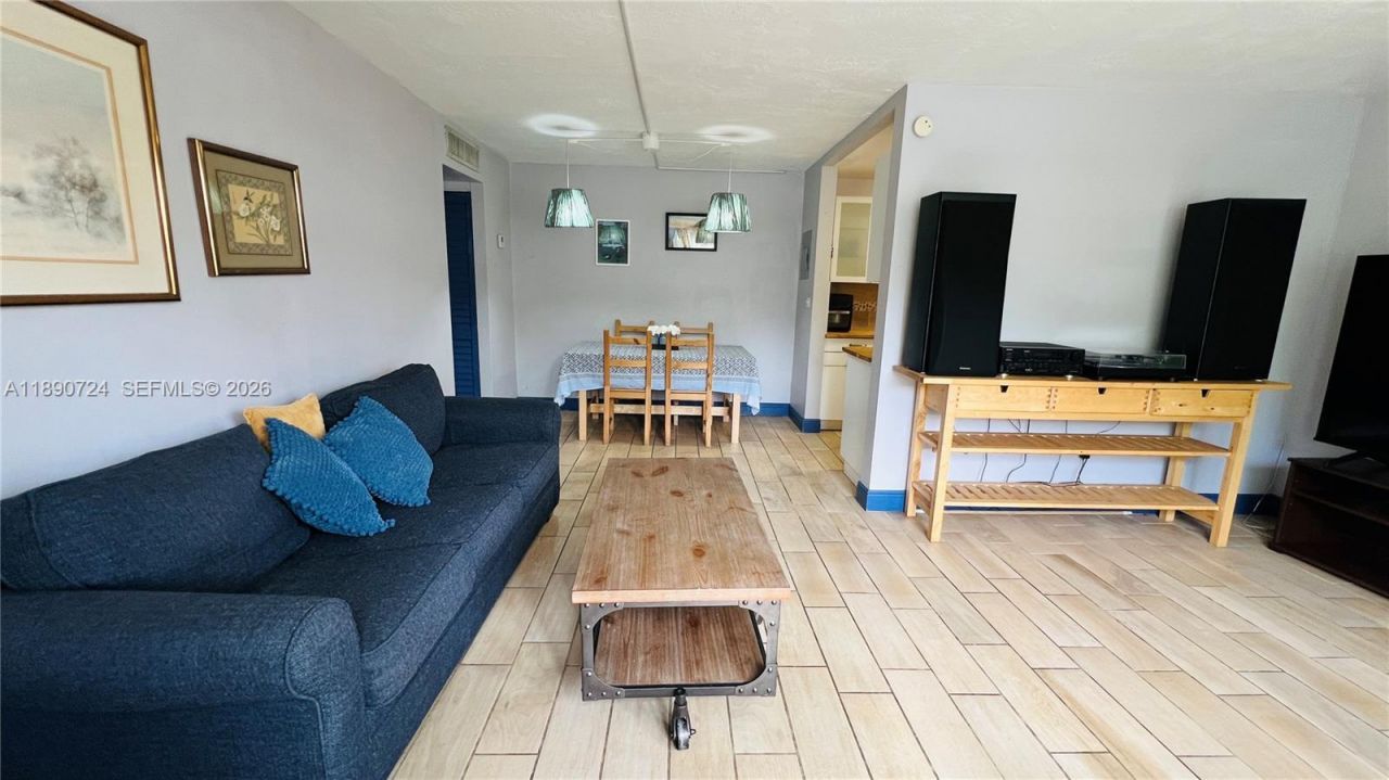 801 Meridian Ave, Unit 1A, Miami Beach, FL 33139 Photo