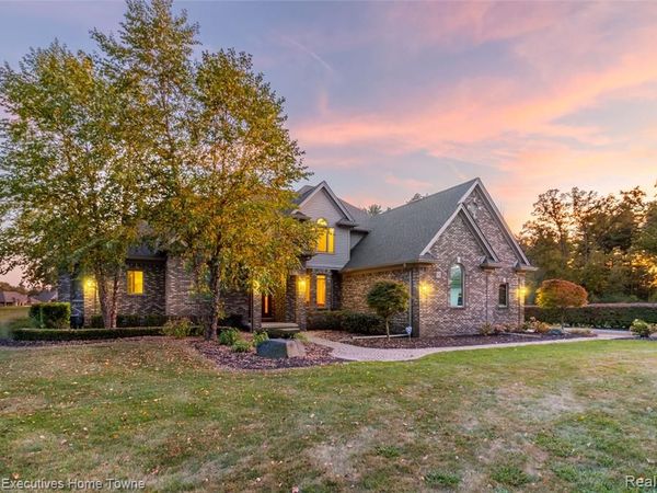 50 Golfside Drive, St. Clair, MI 48079