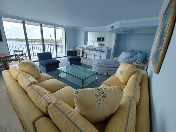 3800 Washington Road, Unit 907, West Palm Beach, FL 33405