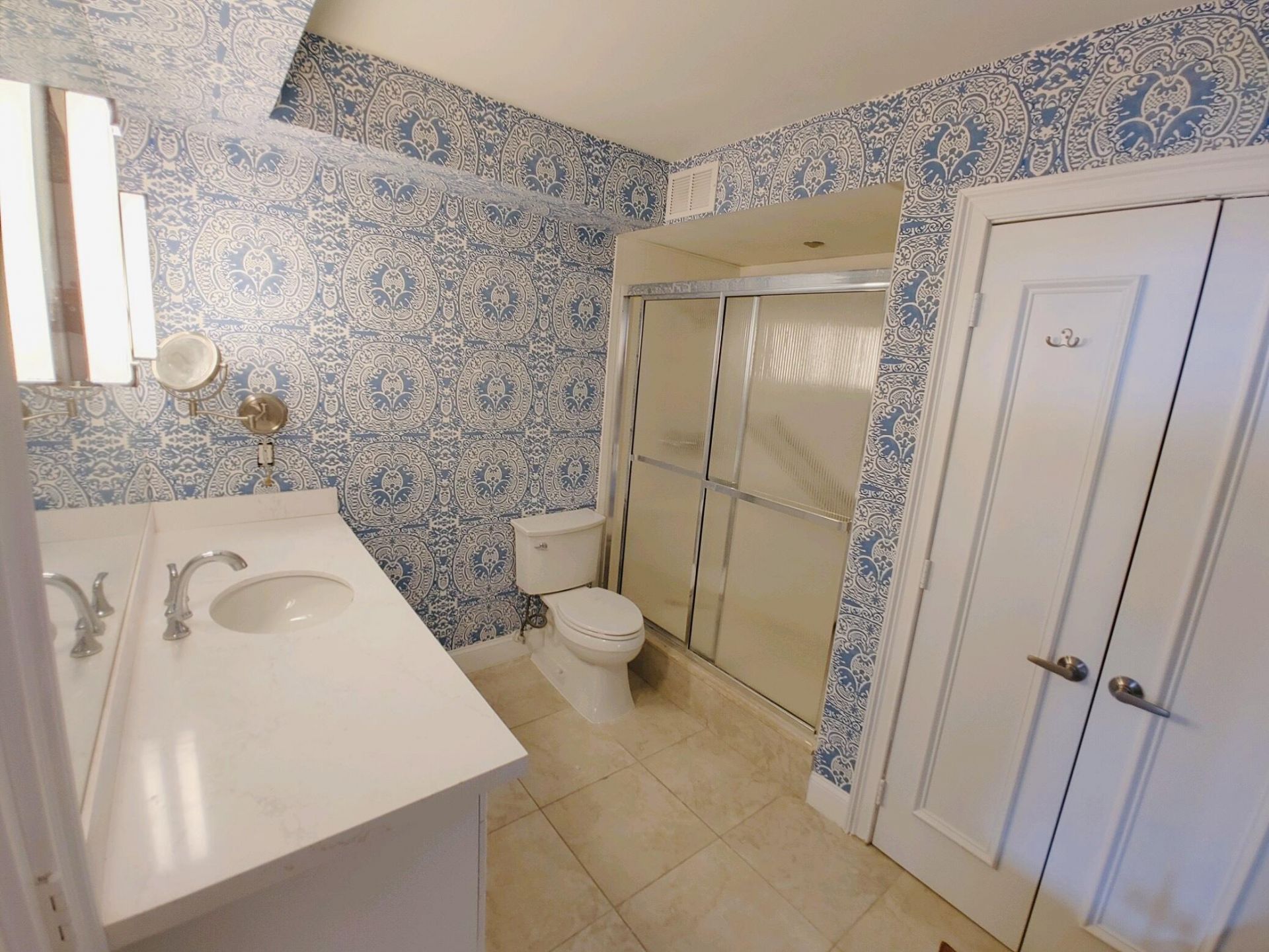 3800 Washington Road, Unit 907, West Palm Beach, FL 33405 Photo