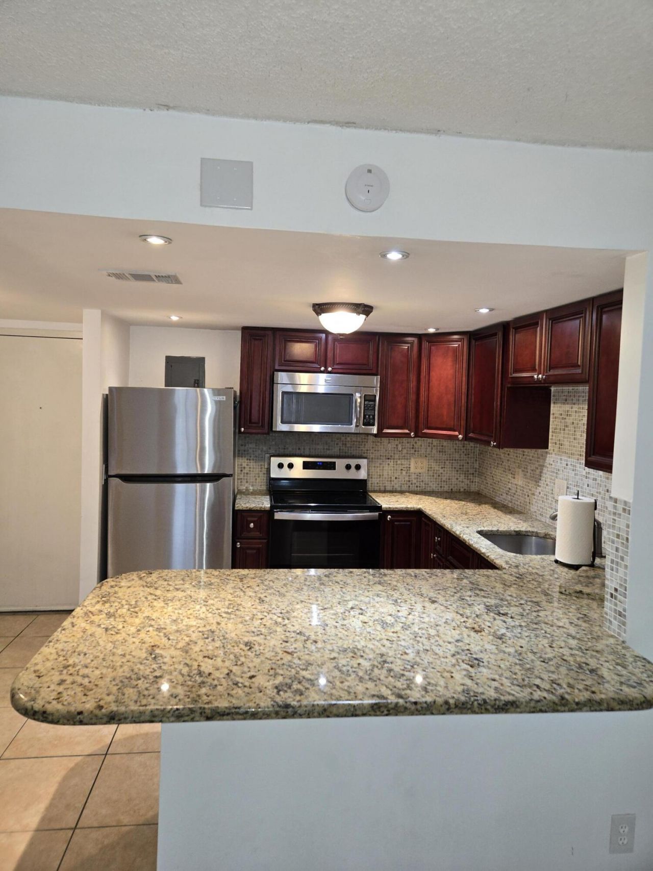 500 Executive Center Drive, Unit 2k, West Palm Beach, FL 33401 Photo