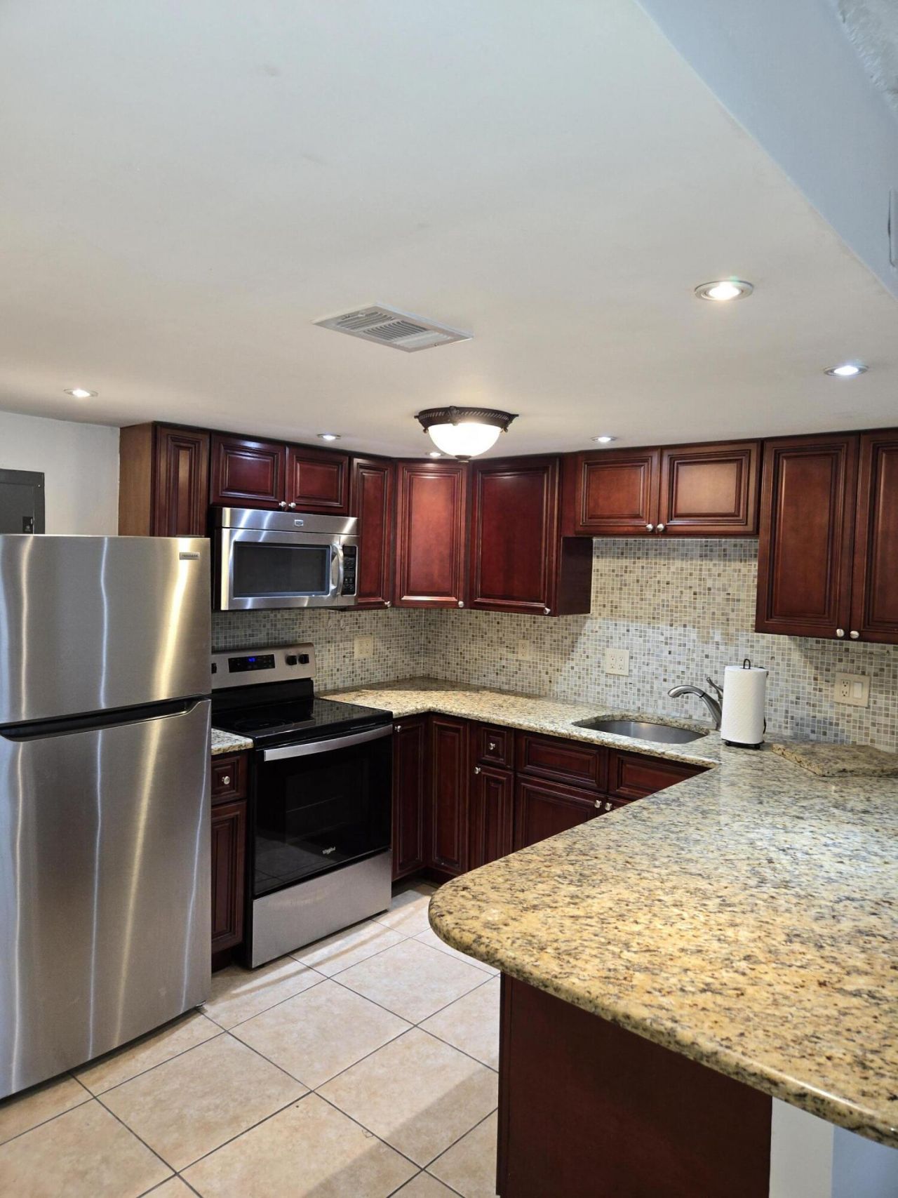 500 Executive Center Drive, Unit 2k, West Palm Beach, FL 33401 Photo