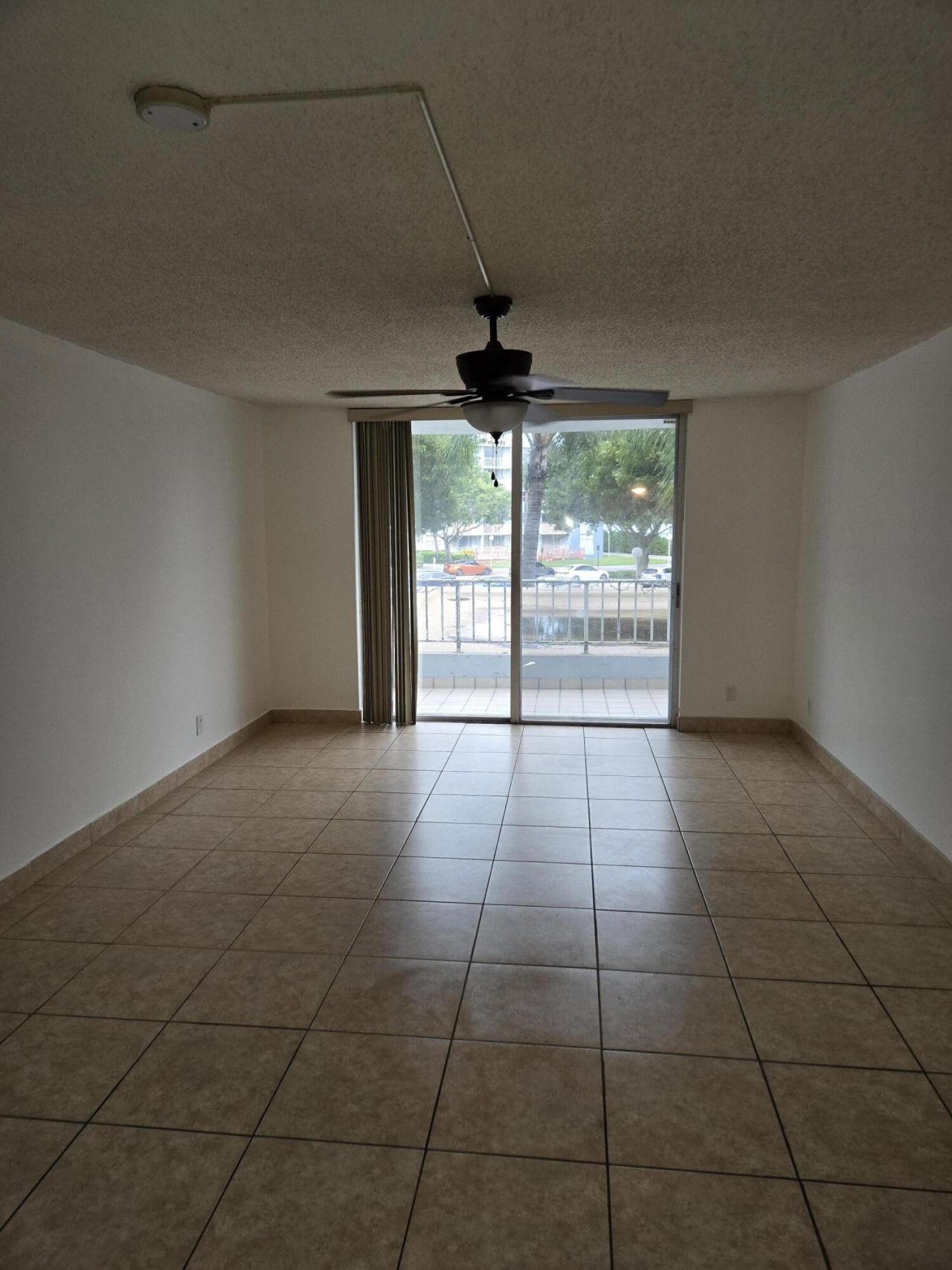 500 Executive Center Drive, Unit 2k, West Palm Beach, FL 33401 Photo