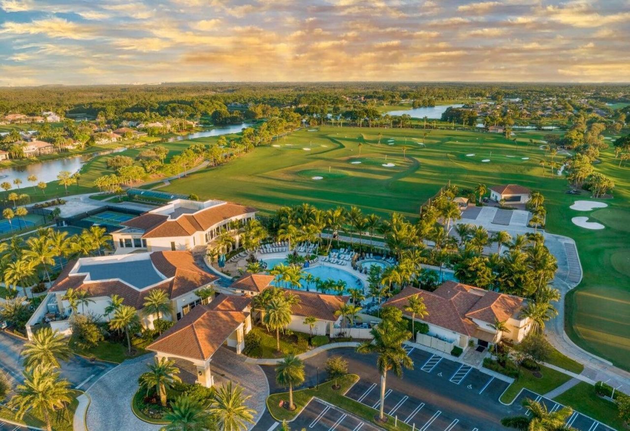 8671 Falcon Green Drive, West Palm Beach, FL 33412 Photo