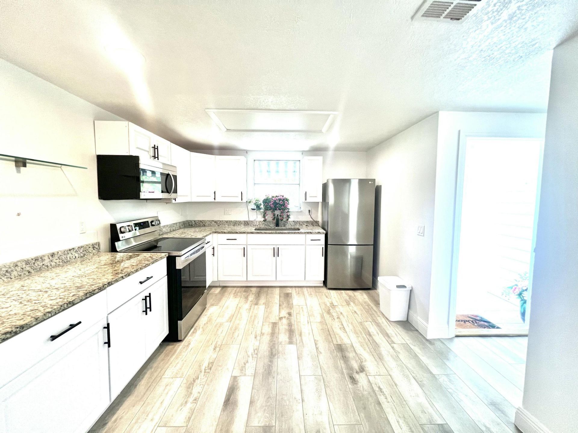 917 Market Street, West Palm Beach, FL 33401 Photo