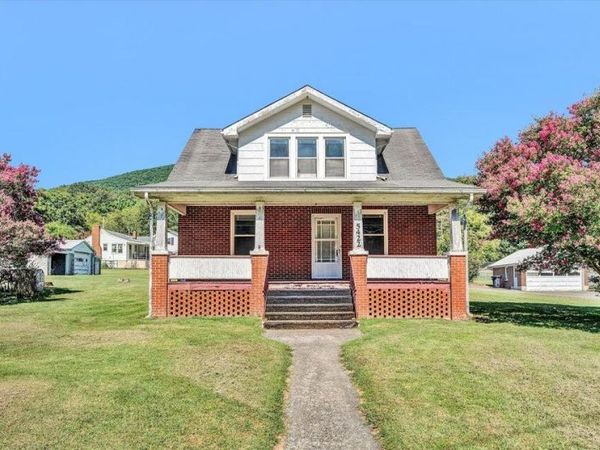 5422 Franklin RD SW, Roanoke, VA 24014