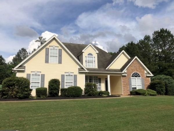 180 Brechin Drive, Senoia, GA 30276