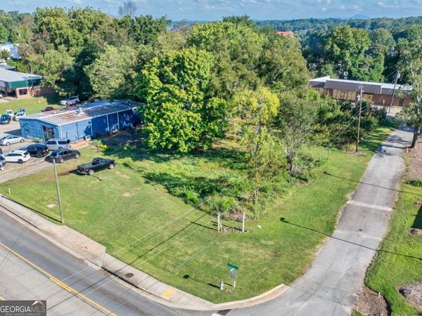 593 Shallowford Road NW, Gainesville, GA 30504