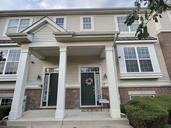 17 E Willow Road, Unit 17, Wheeling, IL 60090