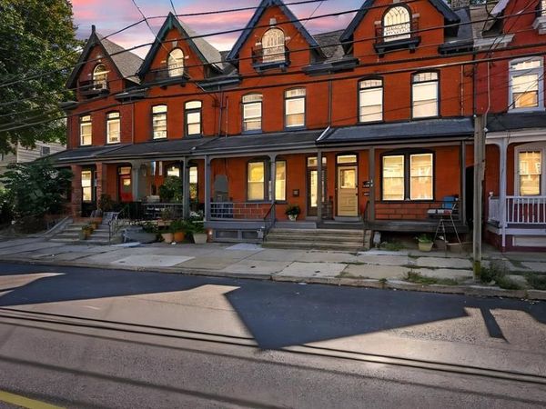 16 W LIBERTY STREET, LANCASTER, PA 17603