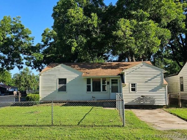 3704 W 42nd Street, Tulsa, OK 74107