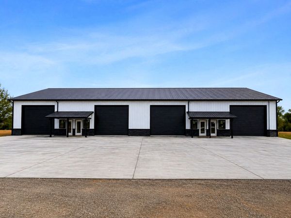 404 S 21st Street, Indianola, IA 50125