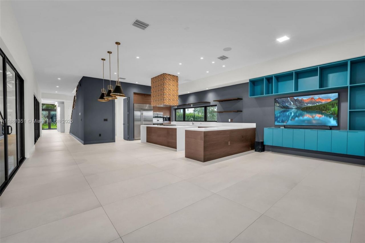 16709 Botaniko Drive North, Weston, FL 33326 Photo