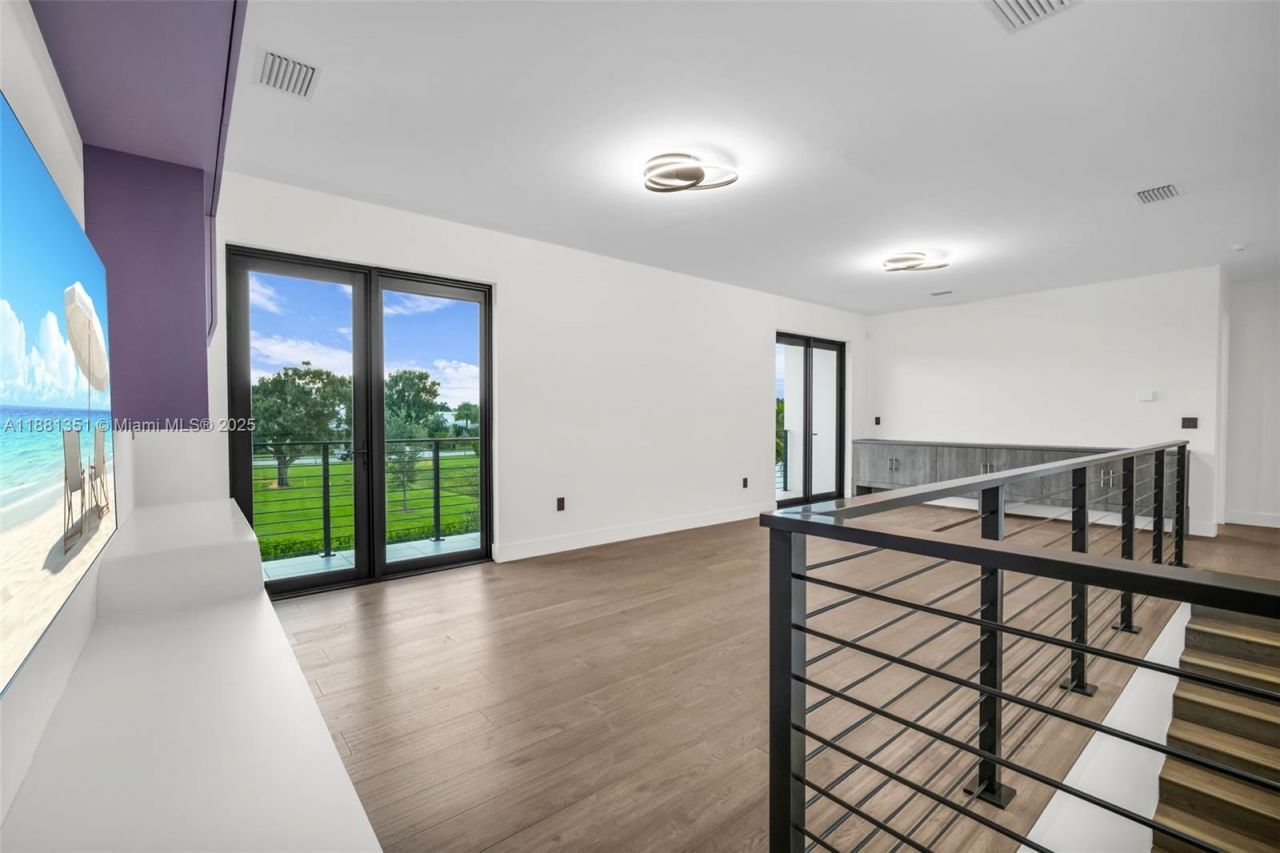 16709 Botaniko Drive North, Weston, FL 33326 Photo