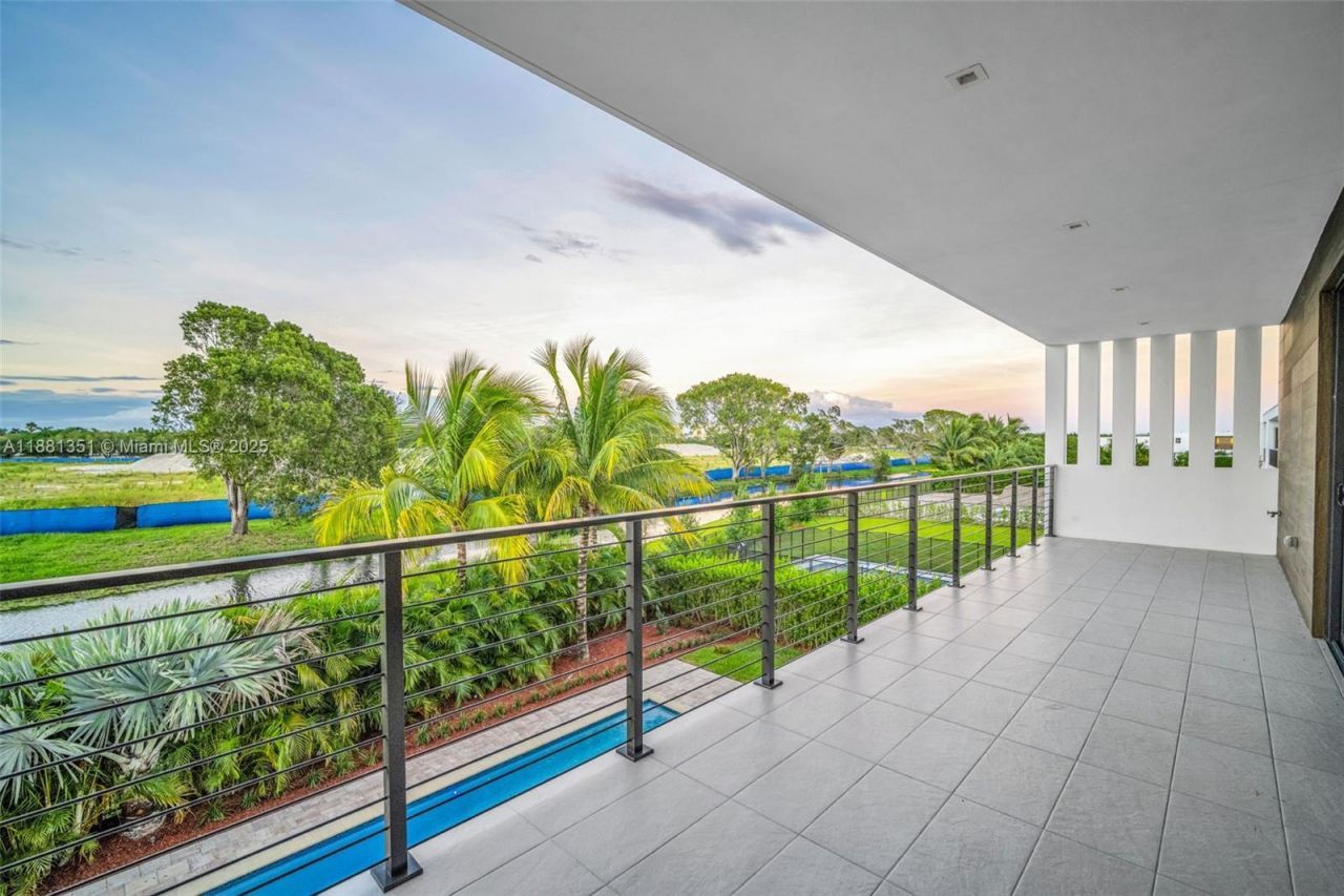 16709 Botaniko Drive North, Weston, FL 33326 Photo