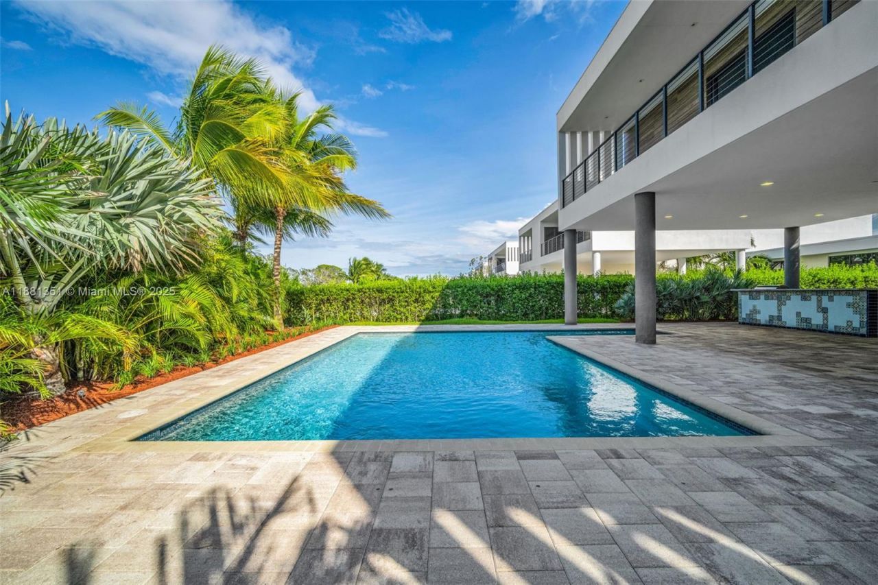 16709 Botaniko Drive North, Weston, FL 33326 Photo