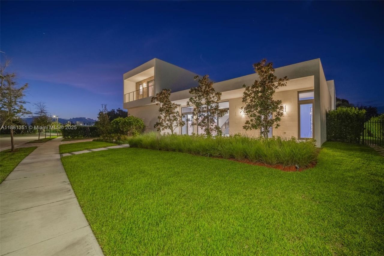 16709 Botaniko Drive North, Weston, FL 33326 Photo