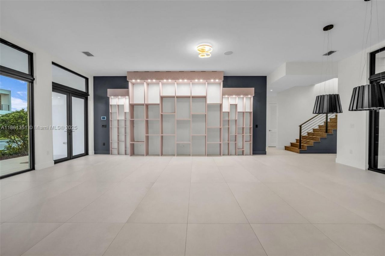 16709 Botaniko Drive North, Weston, FL 33326 Photo