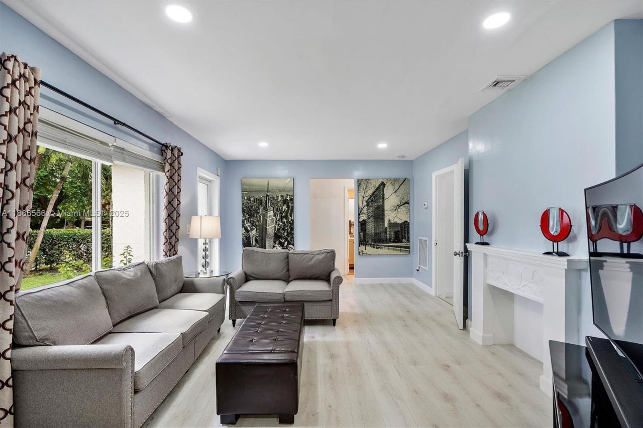 11028 NW 2nd Ave, Miami Shores, FL 33168 Photo