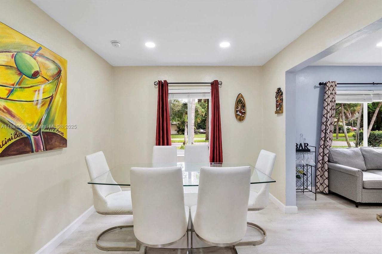 11028 NW 2nd Ave, Miami Shores, FL 33168 Photo