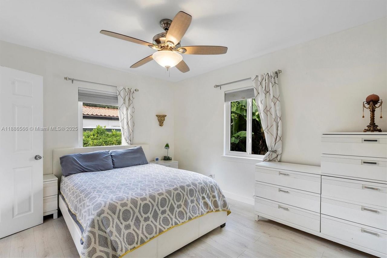 11028 NW 2nd Ave, Miami Shores, FL 33168 Photo